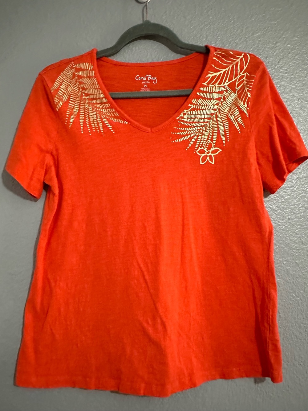 Coral Bay Women's V-Neck Tee with Metallic Leaf Detail size petite large